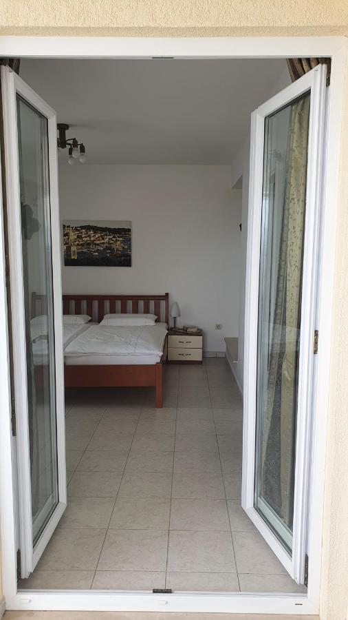 Apartments Riljic 赫瓦尔 外观 照片